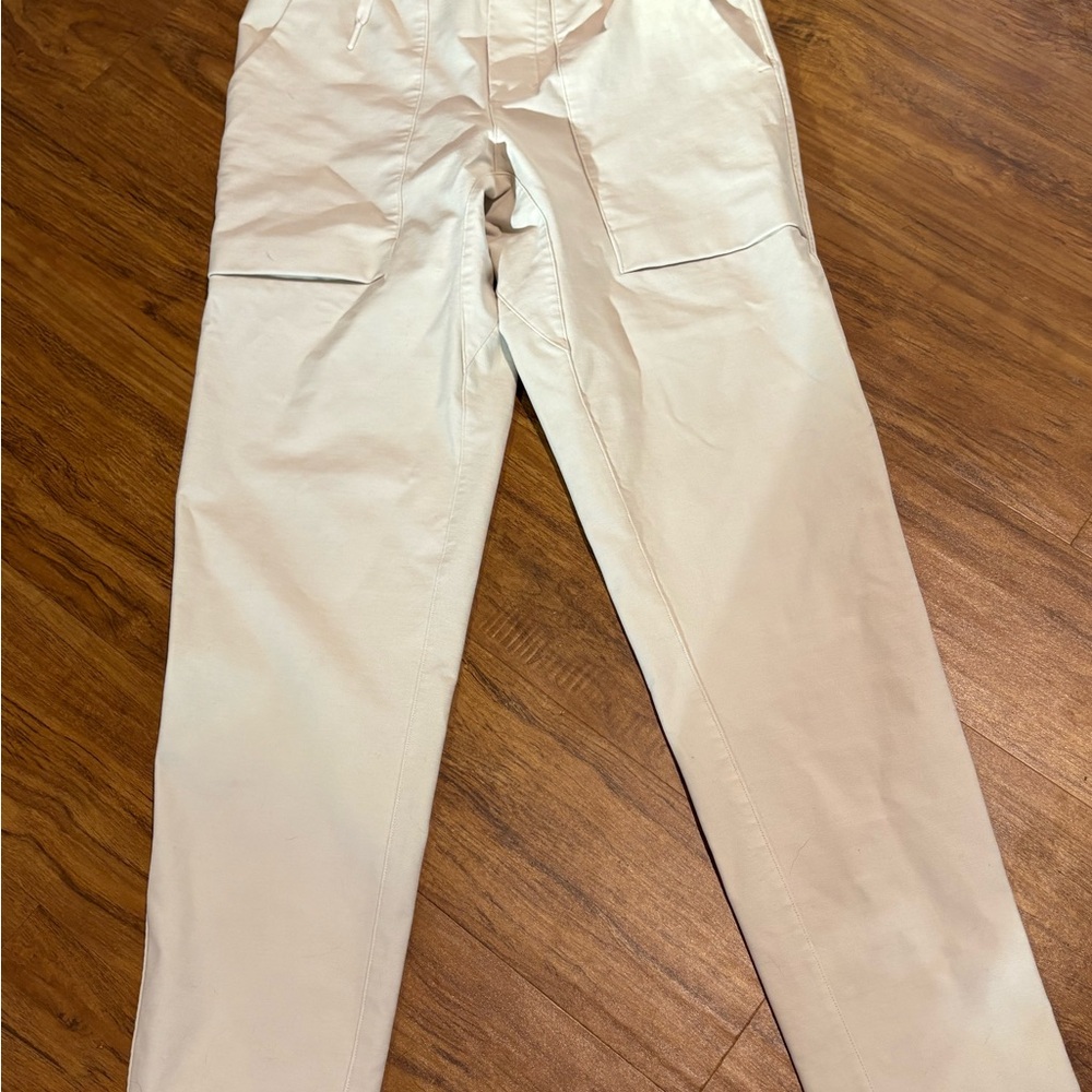 Lululemon-Men's Casual Drawstring Pants in Light Beige